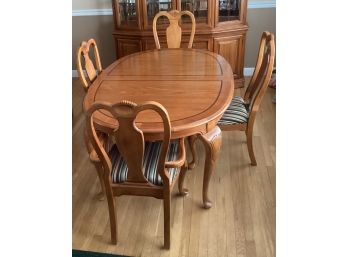 Lexington Furniture Grand Tour Solid Wood Dining Table With 6 Chairs And 2 Leafs