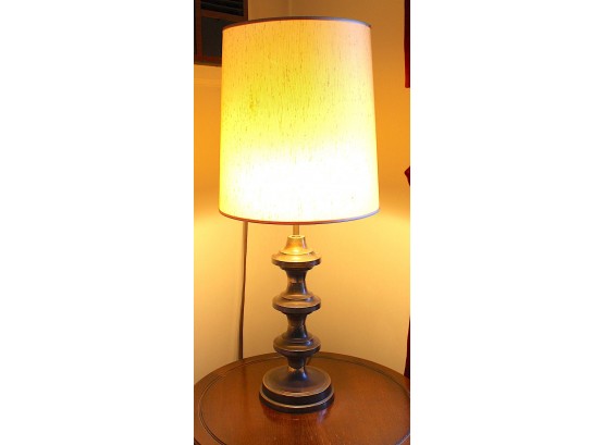 Metal Table Lamp (070)