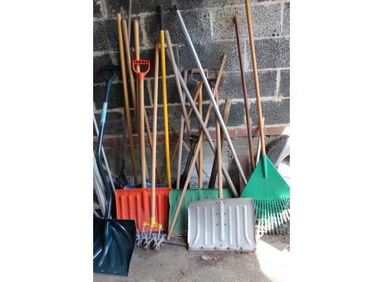 Wall Of Assorted Yard Tools & Shovels (193)