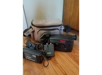 RCA Small Wonder Camcorder With Case & Accessories (ph)