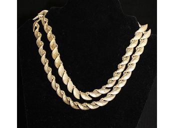 Costume Jewelry Gold Colored Double Leaf Necklace (140)