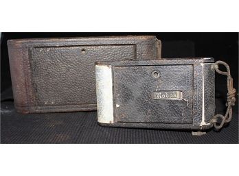 Two Vintage Instant Kodak Cameras (146)