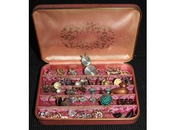 Assorted Costume Jewelry Pins & Earrings (134)