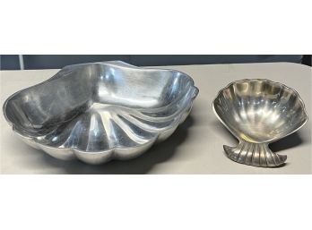 Williams Sonoma Shell Serving Bowl & Small Shell Bowl - 2 Pieces