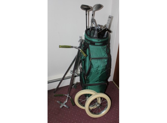 Green Quazar Caddy Bag With Assorted Golf Clubs & Accessories (R031)