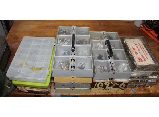 Assorted Tools & Washers In Cases (R021)