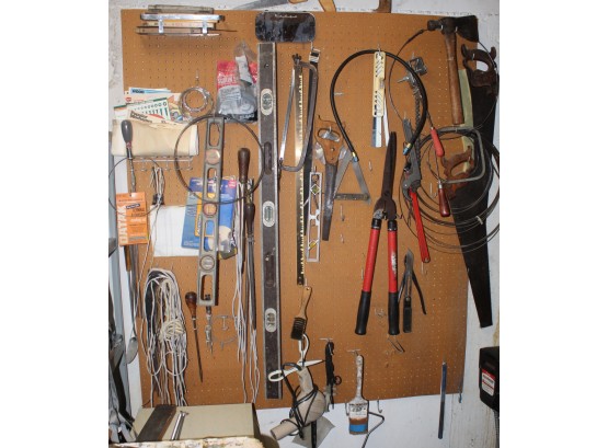 Wall Of Assorted Tools (R022)
