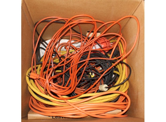 Box Of Assorted Extension Cords (R077)