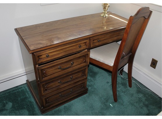 Droyville Furniture Desk With Chair Made In USA (R039)