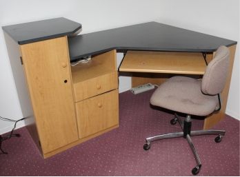 Corner Desk With Chair (R103)