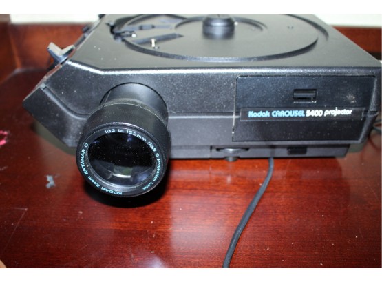 Projector Kodak Carousel 5400 With Case (O067)