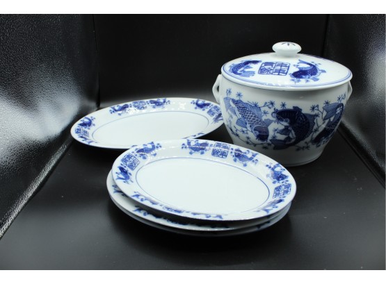 Asian Bowl With Lid,  3 Small Serving Plate, And One Medium Serving Plate (O158)