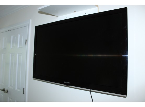Samsung 45' TV (O056)