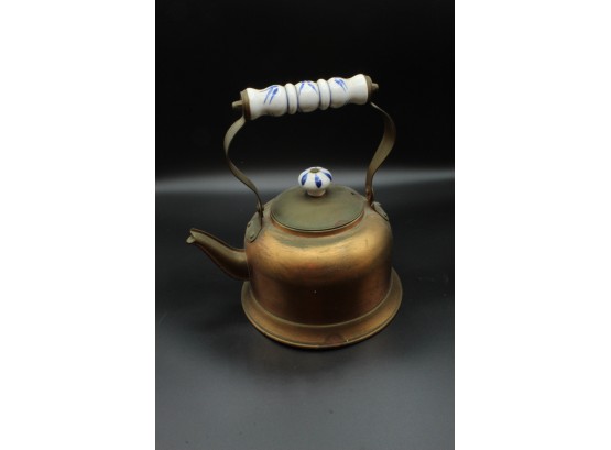 Vintage Copper Teapot Water Kettle With Blue & White Porcelain Handle (100)