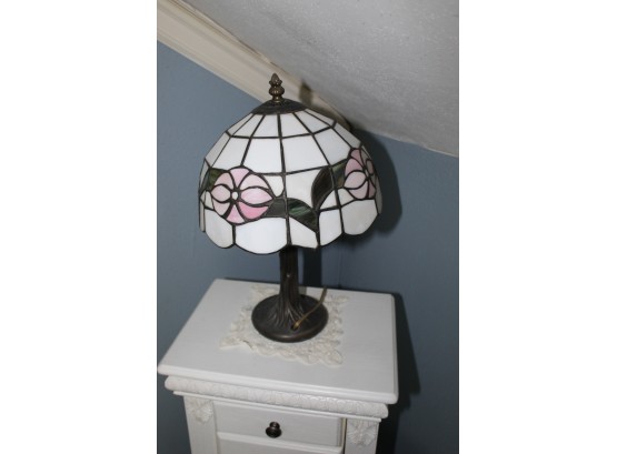 Tiffany Style Lamp With Round Shade (121)