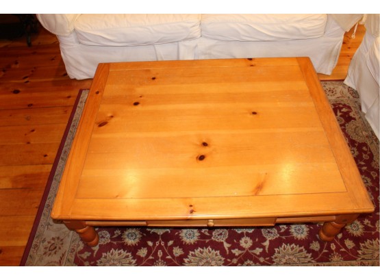 Beautiful Pine  Coffee Table With Storage Drawer 40' X 50' X 16' (082)