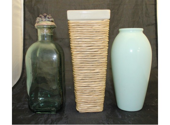 Assorted Vases And Glass Cork Top Bottle  (Y075)