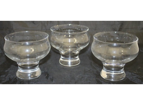 Glass Bowls (Y087)