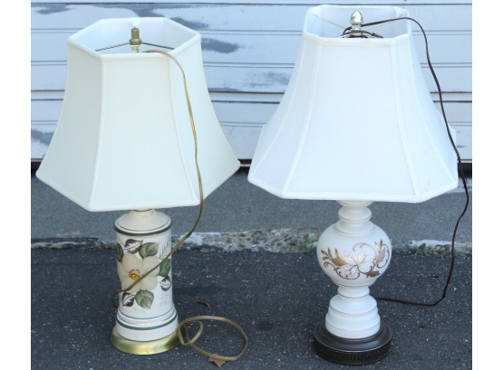 2x White Lamps With Floral Designs (G132)