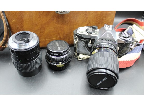 Asahi Pentax M.E. Camera With 2 Lens & Case (154)