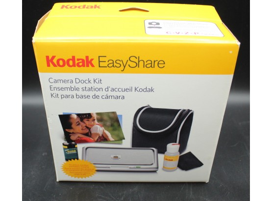 Kodak Easy Share Camera Dock Kit, New (x)
