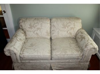 Rowe Furniture Loveseat 62' X 35' X 34' (038)