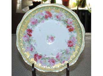 Four Silesia China Plates With Pink & Red Rose Pattern And Gold Trim (R159)