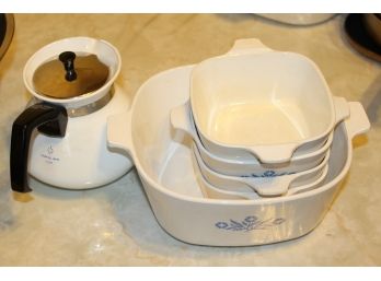 Corningware Teapot, 4 Small And 1 Large Baking Dishes (O152)