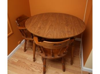 Round Solid Table And 4 Chairs (086)