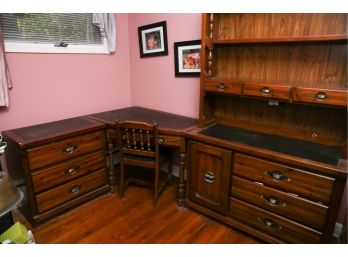 Young And Hinkle 3 Peiece Desk And Hutch - L Shape (0107)