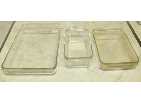 Pyrex Three Glass Baking Dishes. (180)