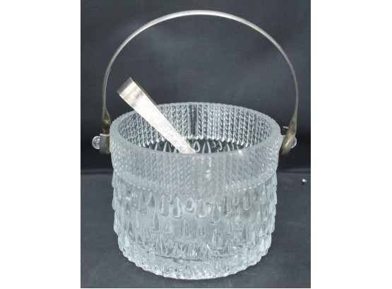 Beautiful Crystal  Ice Bucket With Metal Handle And Metal Grabber (037)