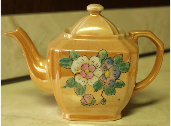 Vintage Lusterware Teapot Made In Japan. Hand Painted Flowers  (169)