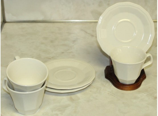 Set Of 3 Cups And 3 Saucers. No Markings. (176)