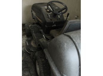 Murray Automatic Riding Lawnmower - G161