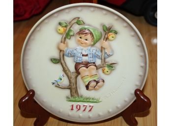 MJ Hummel Plate - W195