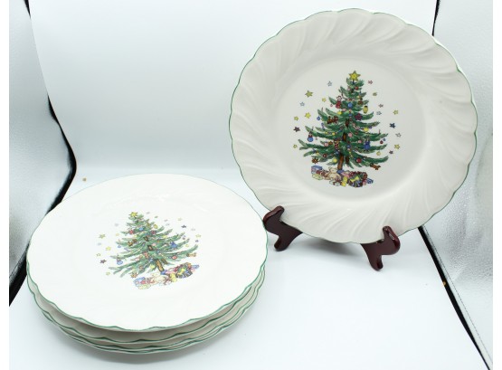NIKKO - 6 Christmas Happy Holiday Dinner Plates (w143)