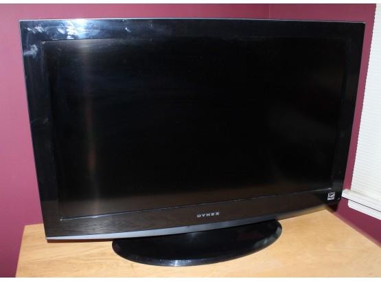 Dynex Flat Screen Tv 31' With Remote (127)