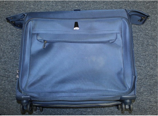 Delsey Garment Suitcase (G150)