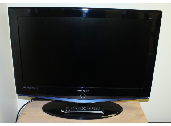 Samsung 37' TV #LN-S3251D Oct 2006 (G200)