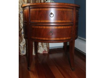 Ethan Allen Barrel End Table With 2 Draws (61)