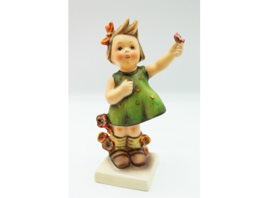 'Spring Cheer',  Girl Goebel Hummel 72 Figurine Vintage Holding Flower Bouquet New TMK 3 (0157)