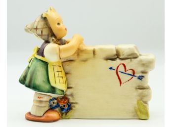 Vintage Hummel Figurine In Box - 'Day Dreamer' #827 TMK - 7 (0282)