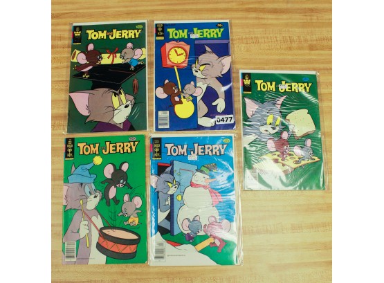 Lot Of Vintage Tom & Jerry Comic Books (0477)