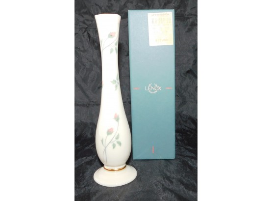 Lenox Rose Manor Bud Vase Hand Decorated With 24K Gold In Box (4231)