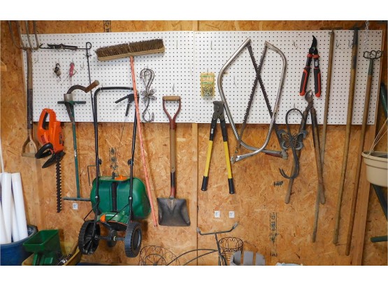 Wall Of Assorted Tools (4282)