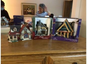 Set Of 3 Holiday Houses - 1610