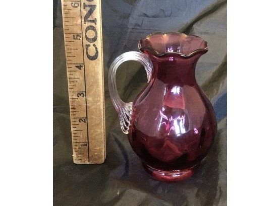 Pilgrim Cranberry Glass Vase With Handle (0954)