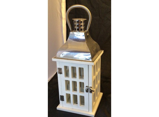 White And Silver Wooden Candle Holder Lantern (0999)
