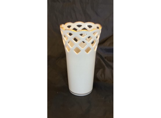 CLASSIC LENOX Lattice Pierced WICKER Gold Trimmed Vase 6 12 (0960)